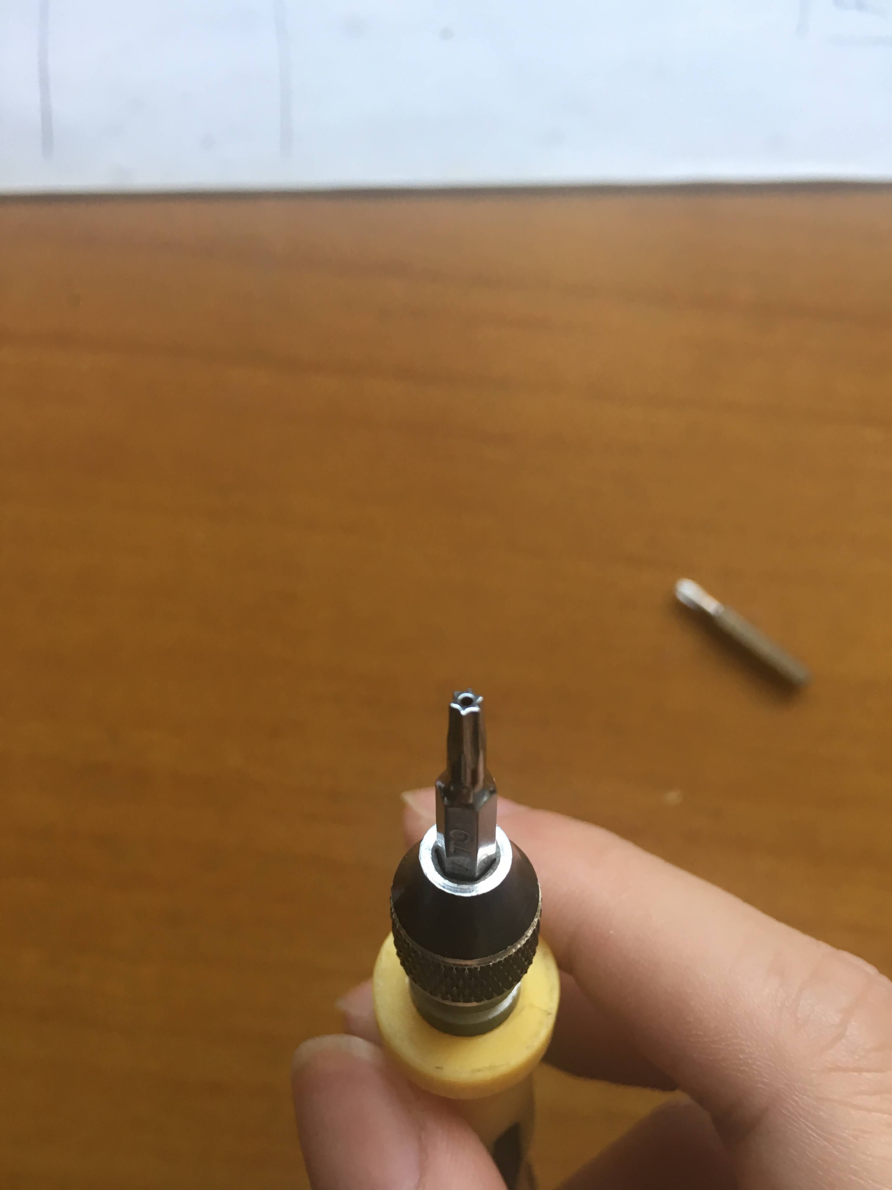 /2019/06/2019-06-02-silicone_grease_replace/IMG_2124.JPG